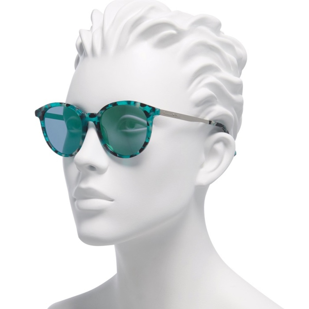 MCQ By Alexander McQueen Avana Core Sunglasses